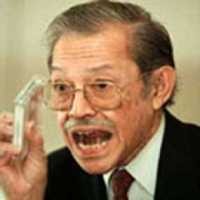 Hasan Tiro Makan Malam dengan Gubernur Aceh