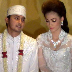 Penikahan Hengky Kurniawan, Wartawan Dibuat Kecewa