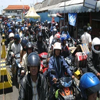 Dermaga Ujung Ditutup, Antrean Kendaraan Mengular