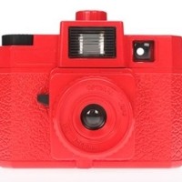 Jepret! Bergaya dengan Kamera Plastik