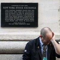 Masyarakat Jangan Berlebihan Hadapi Krisis Global