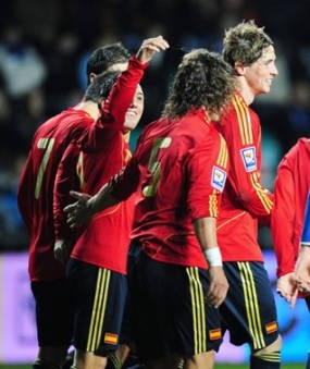 Mudah, Spanyol Gulung Estonia 3-0