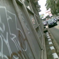 Belum Beroperasi, Halte Busway Sudah Penuh Coretan