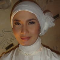 Arzetti Siap Berjilbab 