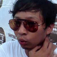 Ringgo Agus Ingin Pacaran Adem Ayem