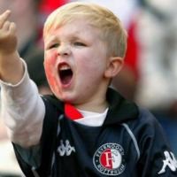 Anak Dilatih Jadi Hooligan di Video Game