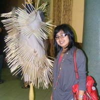 Busana Landak dari Bambu