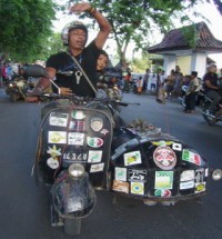 Seribu Vespa Serbu Madura