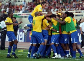 Bersakit-sakit Dahulu, Hancurkan Venezuela Kemudian