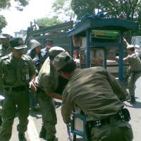 Baru ke Luar Rumah, Arifin Digaruk Satpol PP