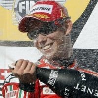 Stoner Tetap Ingin Kepala Tegak