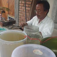 Kilauan Emas dari Jalan Alkateri