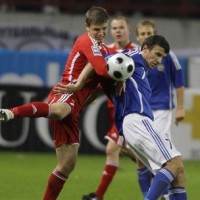 Dua Gol Bunuh Diri Bantu Kemenangan Rusia