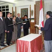 PPLN Austria Dilantik, Tugas Menanti