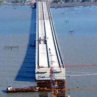 Pembebasan Lahan di Suramadu Tempuh Jalur Pengadilan