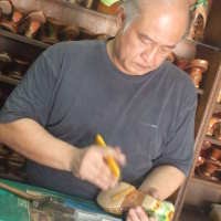 Redupnya Primadona Kelom Geulis 