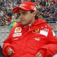 Massa Tak Merasa Tambah Tekanan