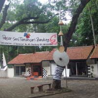 Lebih Dekat dengan Seni di Taman Sari 