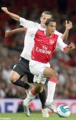 Walcott Lebih Hebat Dari Messi