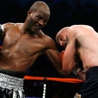 Pavlik Dikalahkan Sang Legenda