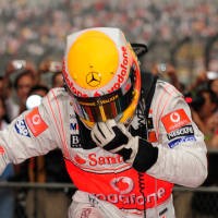 Mudah Hamilton Juara