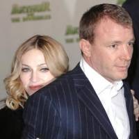 Madonna-Guy Ritchie Jarang Bercinta