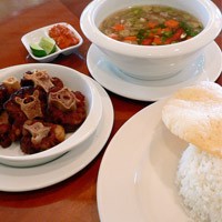 Sop Buntut Penggoda Selera