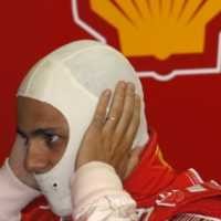 Massa Belum Mau Menyerah