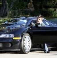 Simon Cowell pun Punya Veyron