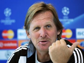 Schuster Siapkan 18 Penjinak Juve