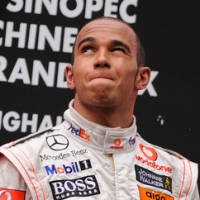 Hamilton Akan Lebihi Schumi