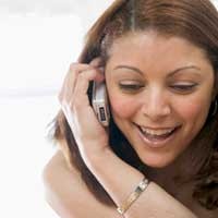 Ponsel Musuh Pria Pada Kencan Pertama