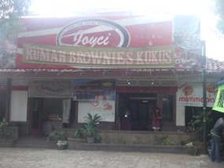 Raup Untung dari Oleh-oleh Bandung