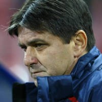 Dipermalukan Lyon, Pelatih Steaua Mundur