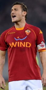 Lawan Chelsea, Totti Ingin Lima Gol