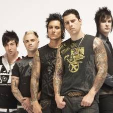 Konser Avenged Sevenfold Singkat & Penuh Histeria
