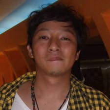 Ringgo Agus Rahman Mengejar Untung