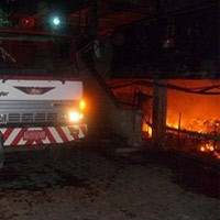 Sebelum Ludes, Terdengar Suara Ledakan dari Dalam Pasar