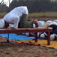 Harapkan Hujan, Ratusan Warga Propo Salat Minta Hujan