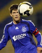 Huntelaar Ingin Rasakan Atmosfer Inggris