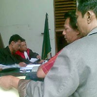 Sidang Yustisi di PN Jaksel  Di-Cueki  Warga