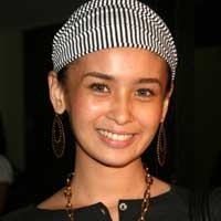 Ayushita Susah Punya Rambut Panjang