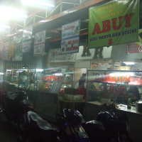 Santap Malam di Pujasera Lengkong 