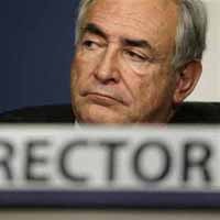 Direktur IMF Lepas dari Skandal Selingkuh