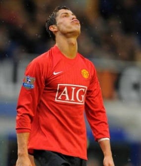 Tinggal di MU, Keputusan Terbaik Ronaldo