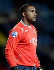 Kiper Blackburn Gagal Jadi Sopir Bus