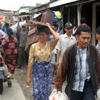 Warga Gelagapan Saat Eskavator Mulai Beraksi