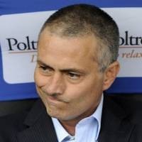 Mourinho Amuk Strikernya