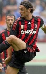 Maldini: Milan Bukan Sembarang Tua