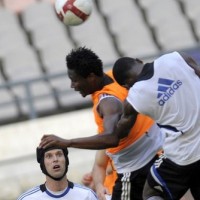 Awas Kena Gigit, Chelsea